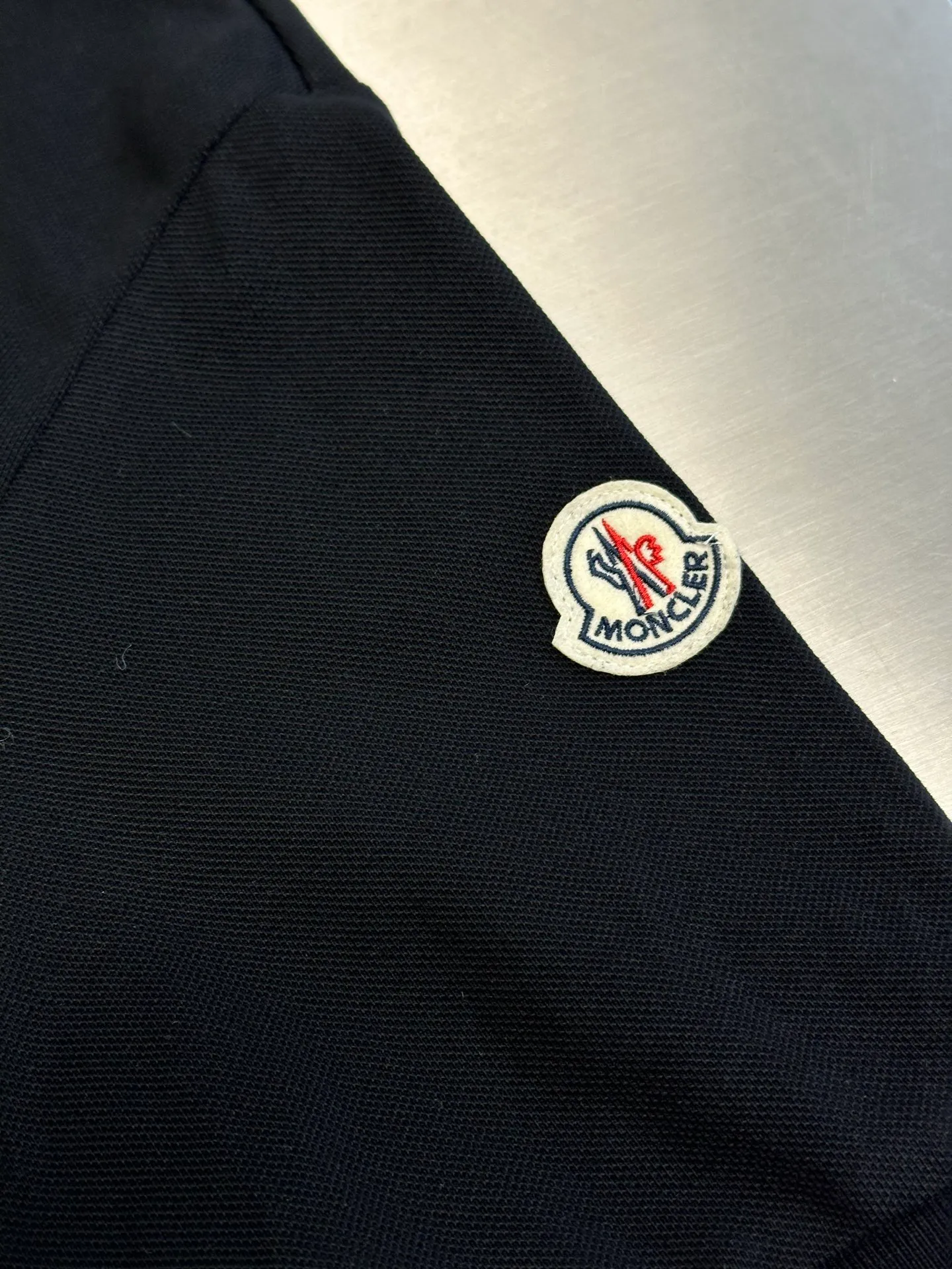 Moncler Polo ， M Blue ， Polo ， ， 。 ， ， ， ， ， 。 size：s m l xl